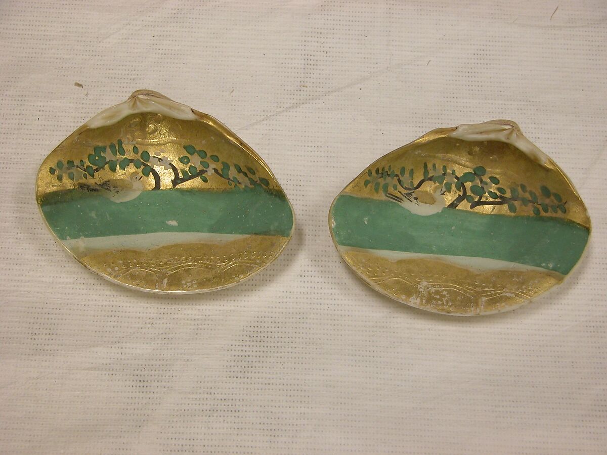 Shell Game (Kaiawase) Set, Clam shells painted in gold and color, Japan