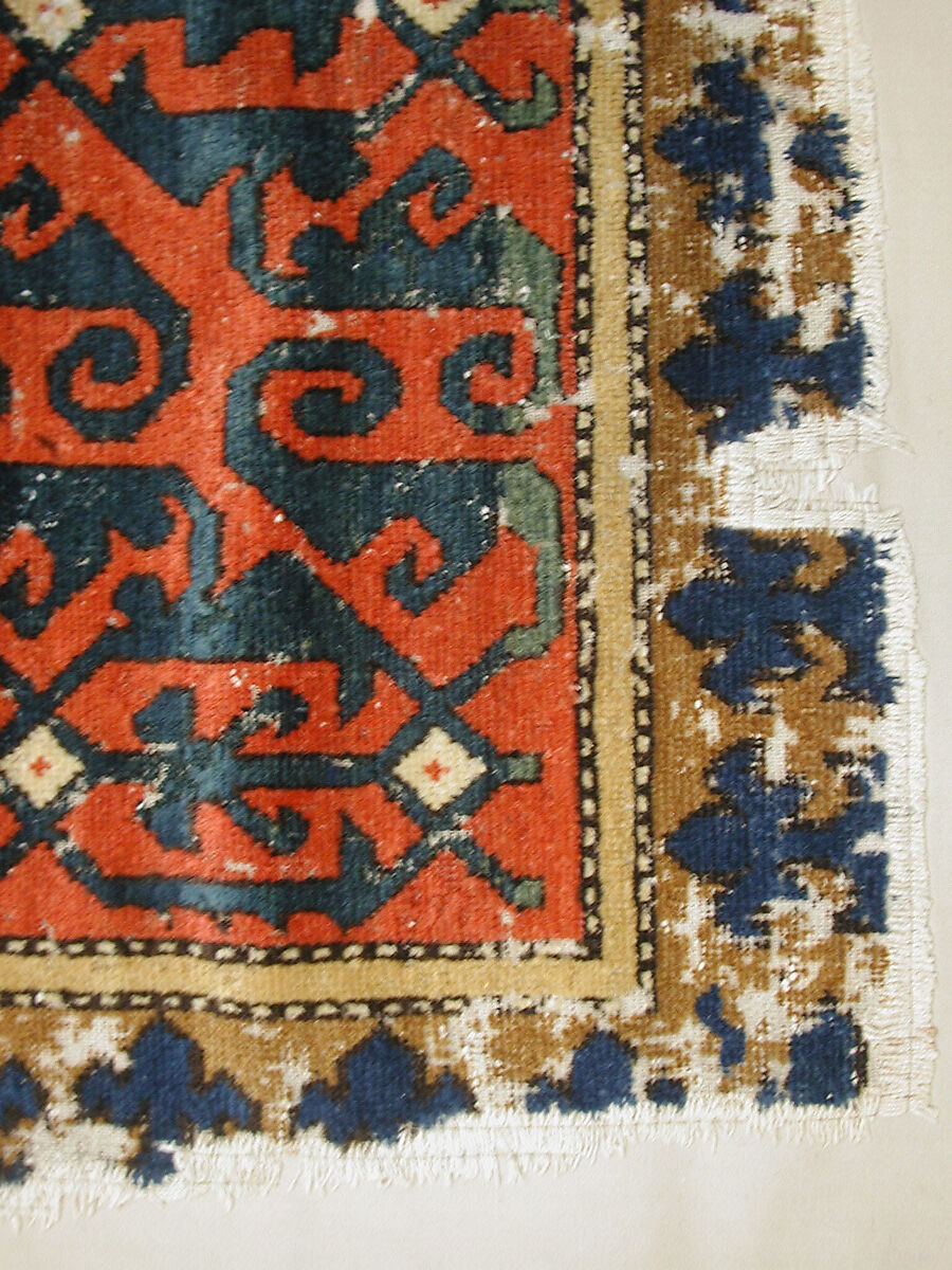 Carpet, Cotton (warp and weft); wool (pile); symmetrically knotted pile