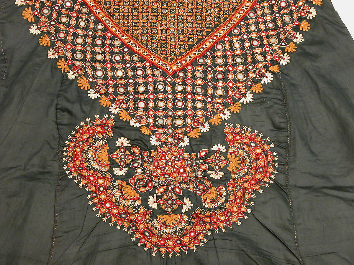 Dress, Silk, mirror; embroidered