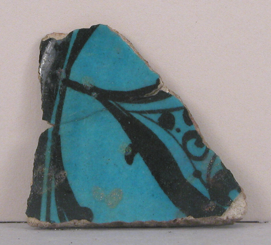 Fragment of a Bowl, Stonepaste; underglaze painted 