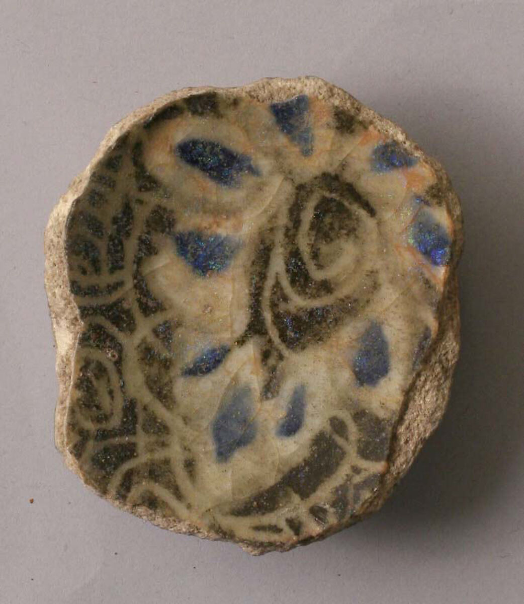 Fragment, Stonepaste; polychrome underglaze painted and scratched under colorless glaze 