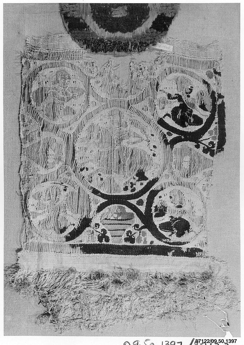 Textile Fragment, Linen, wool; tapestry weave