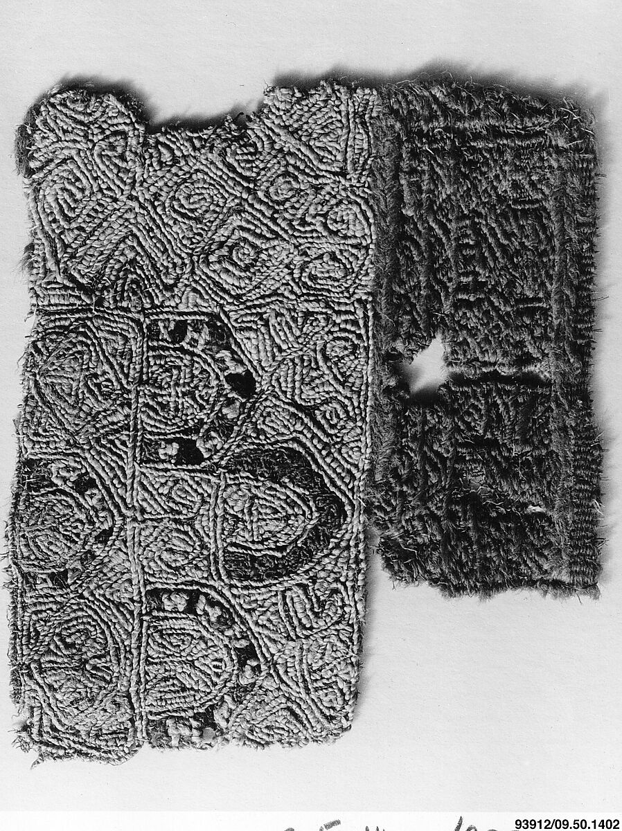 Textile fragment with Architectural Motif, Linen, wool; tapestry weave, embroidered