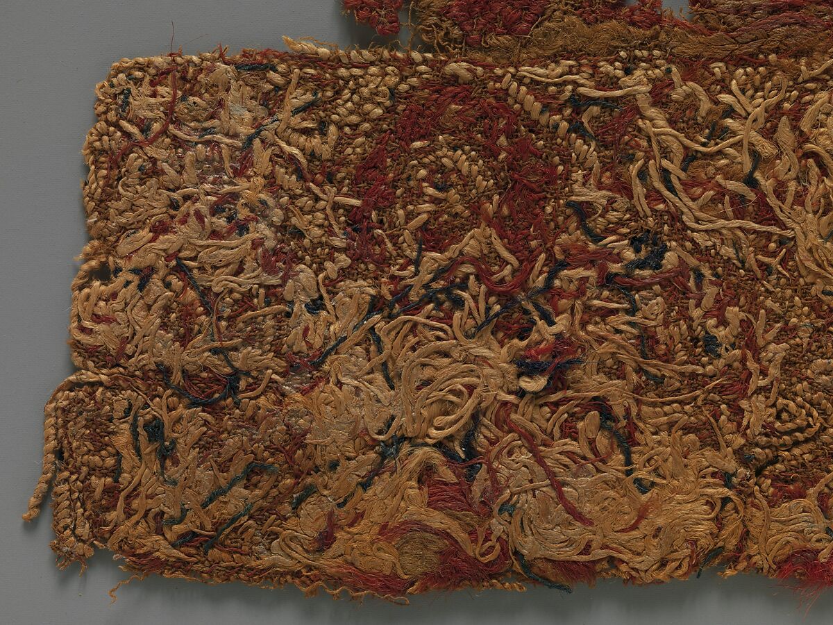 Textile fragment with Architectural Motif, Linen, wool; tapestry weave, embroidered