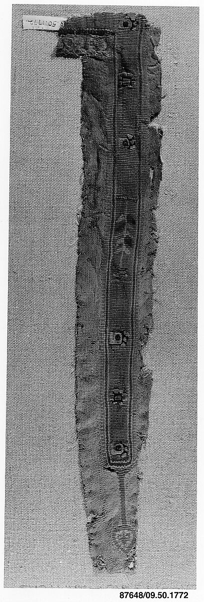 Fragment of a Tunic, Linen, wool; tapestry weave