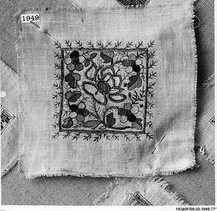 Square, Linen, silk, and gold thread; plain weave, embroidered