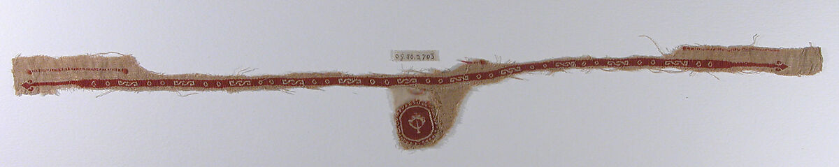 Shoulder Band Fragment, Linen, wool; tapestry weave 