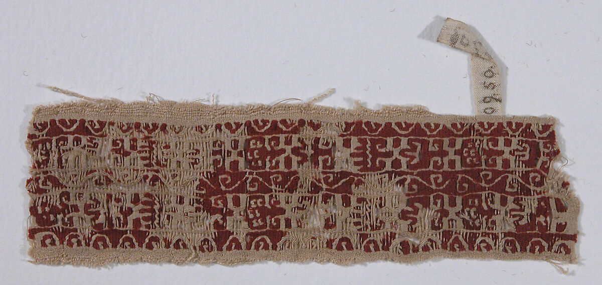 Fragment of a Sleeve, Linen, wool; tapestry weave 