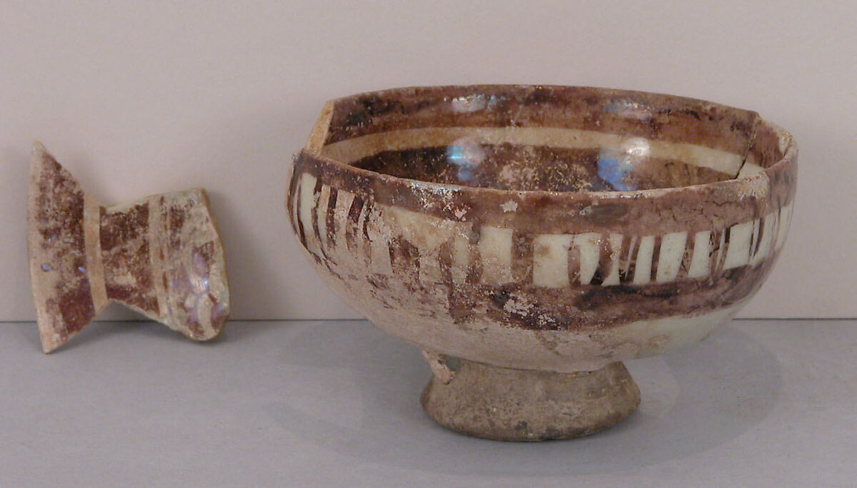 Bowl, Stonepaste; luster- and underglaze painted on opaque white glaze under transparent colorless glaze