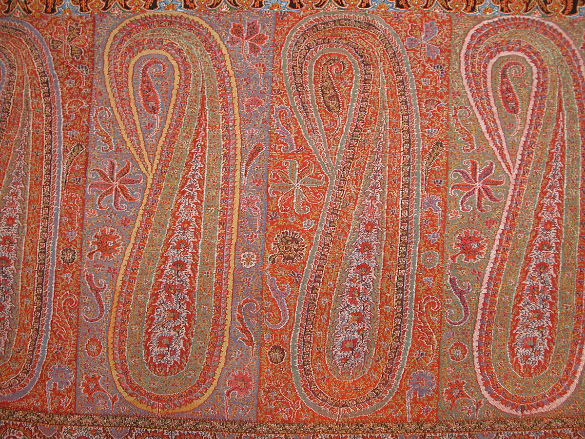 Shawl, Wool, silk; double interlocking twill tapestry weave, embroidered, pieced