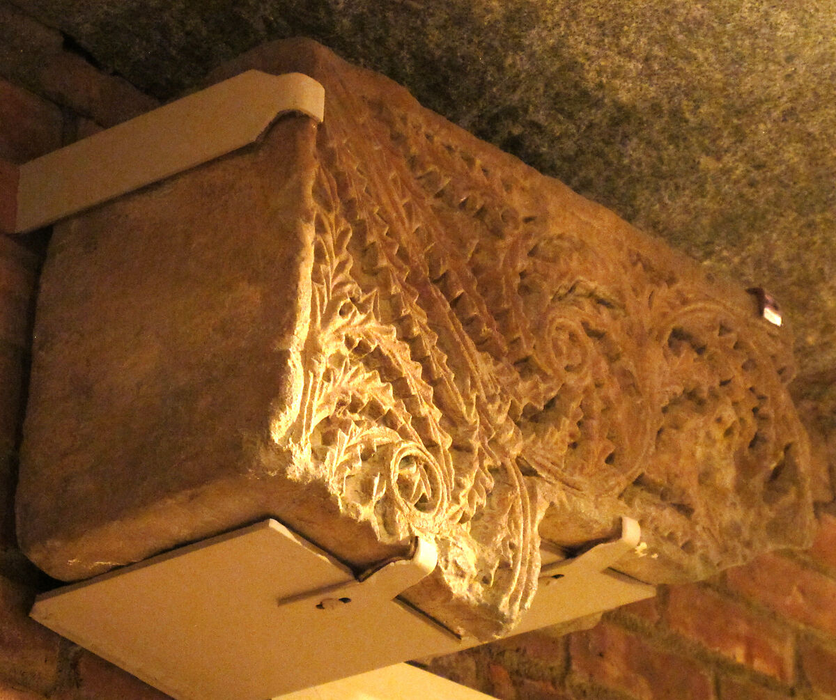 Corner of Door Frame with Scrolling Acanthus Leaves, Limestone; carved in relief