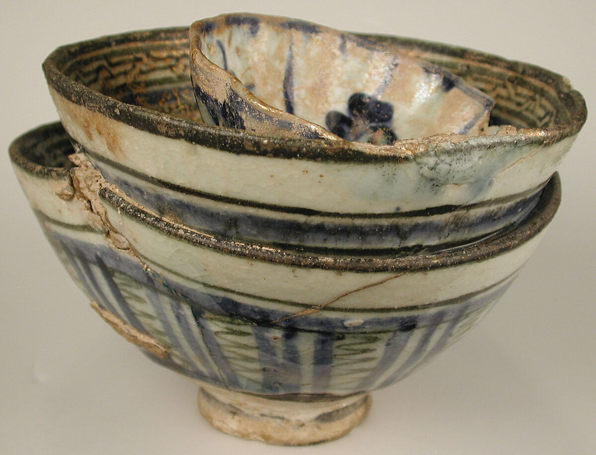 Bowls, Stonepaste; underglaze painted