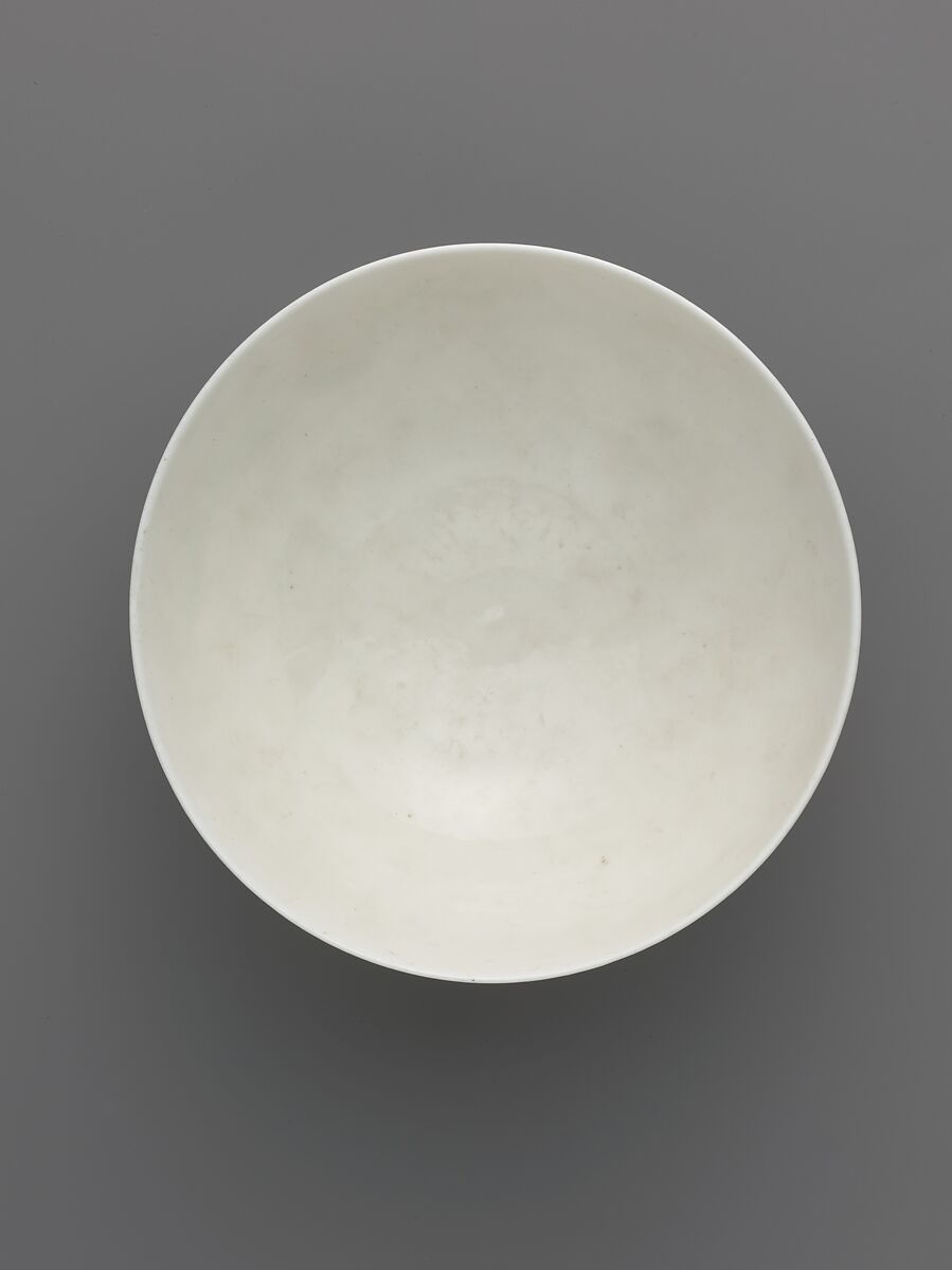 Bowl with Incised Lotus Flowers, Stonepaste; incised under transparent glaze (Gombroon ware)