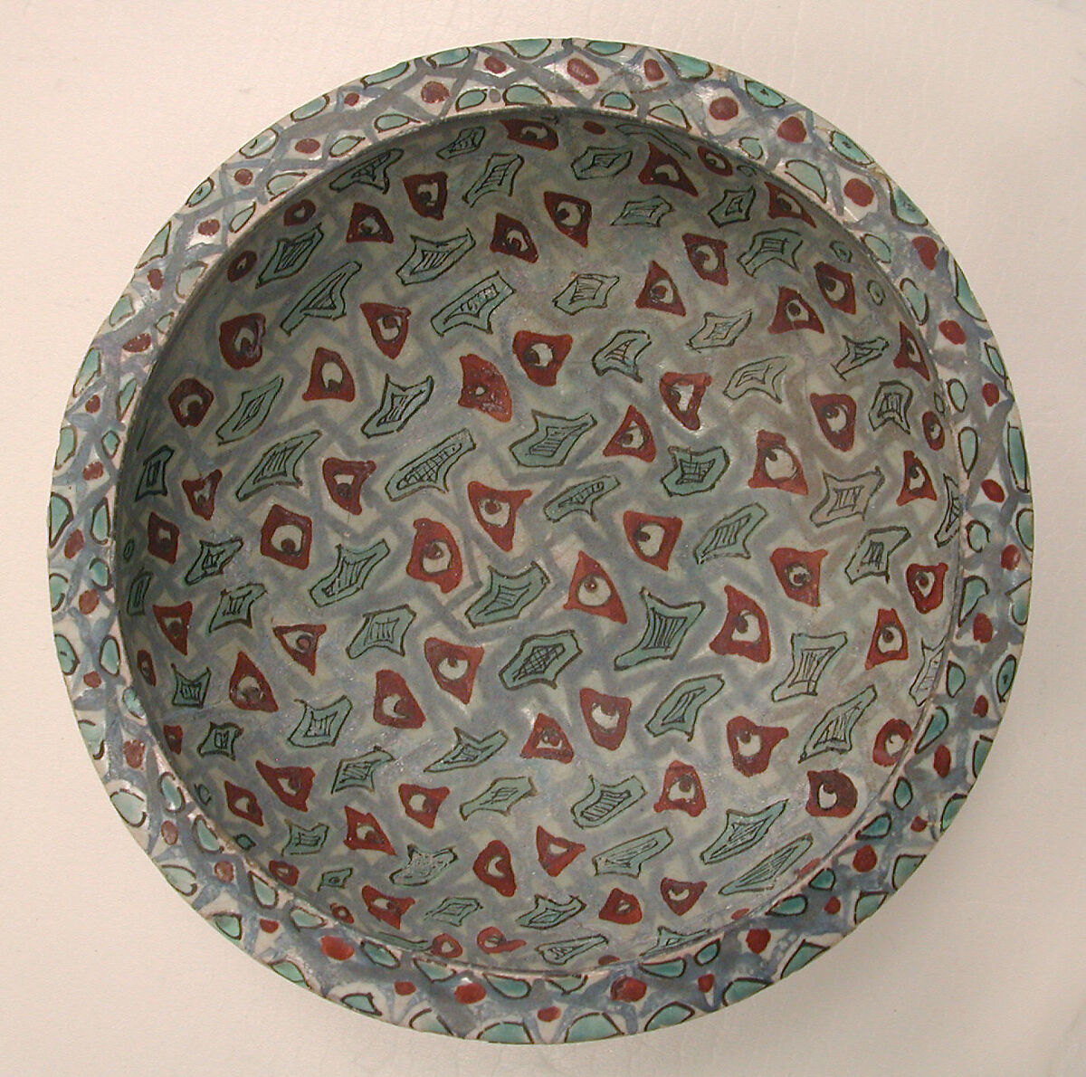 Mina'i Bowl with Abstract Pattern, Stonepaste; polychrome inglaze and overglaze painted on opaque monochrome glaze (mina'i) 