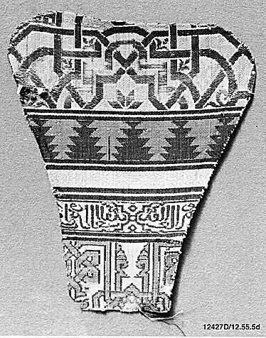 Textile Fragment, Silk, metal wrapped thread; lampas
