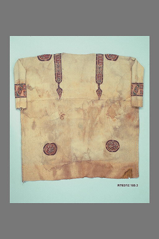 Richly Decorated Tunic, Wool; tapestry weave