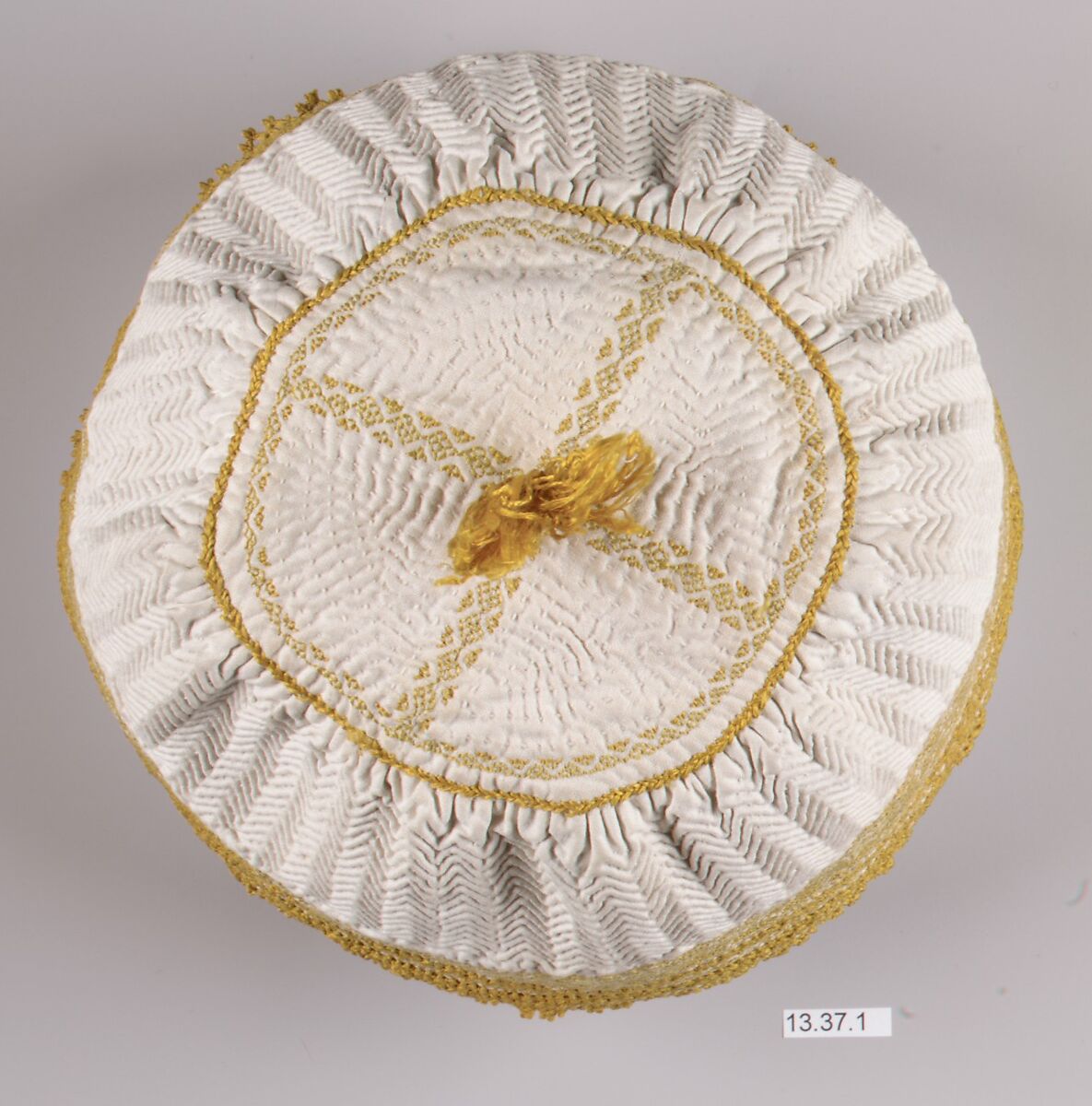Cap, Cotton, silk, lace; embroidered