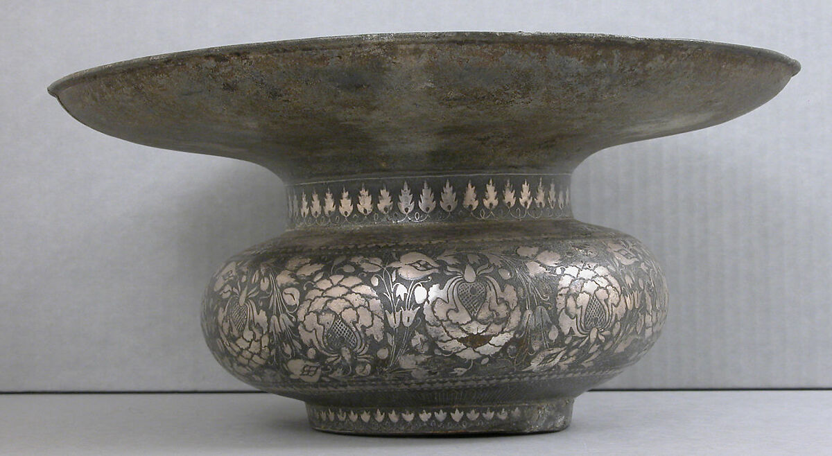 Basin, Zinc alloy; cast, engraved, inlaid with silver (bidri ware) 