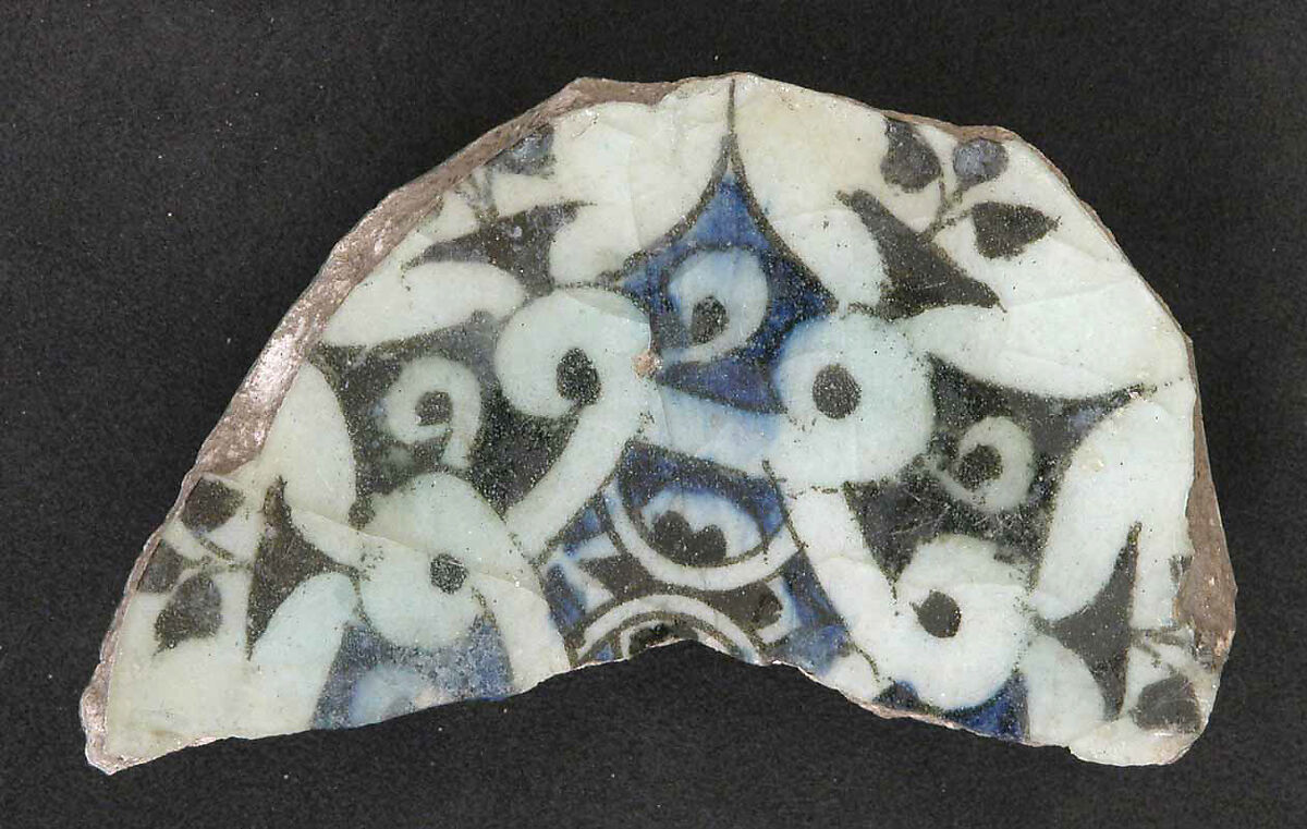 Ceramic Fragment, Stonepaste; underglaze painted 