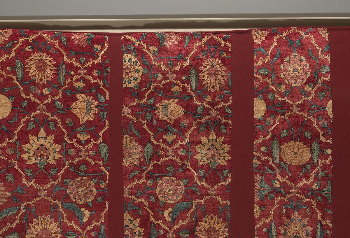 Fragments of a Trellis Pattern Carpet, Silk (warp and weft), pashmina wool (pile); asymmetrically knotted pile