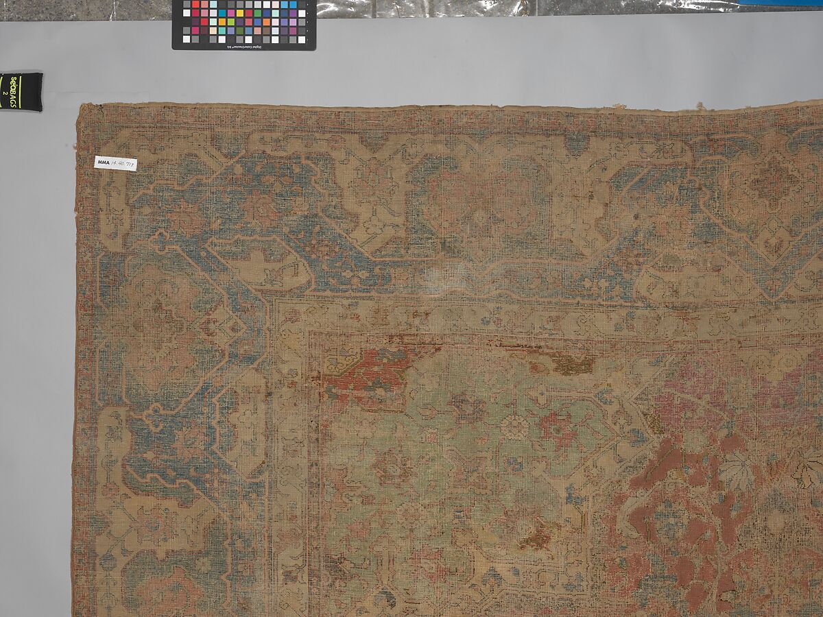 Carpet, Cotton (warp and weft), wool (pile); asymmetrically knotted pile