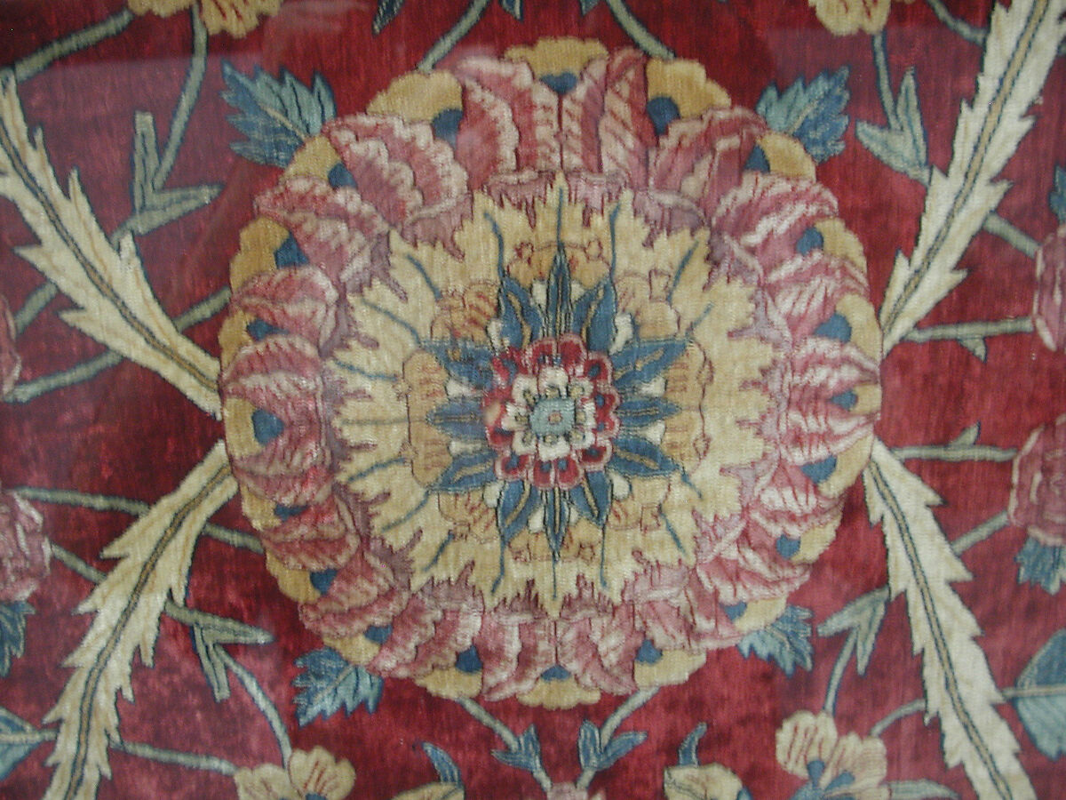 Fragments of a Carpet with Lattice and Blossom Pattern, Silk (warp and weft), pashmina wool (pile); asymmetrically knotted pile