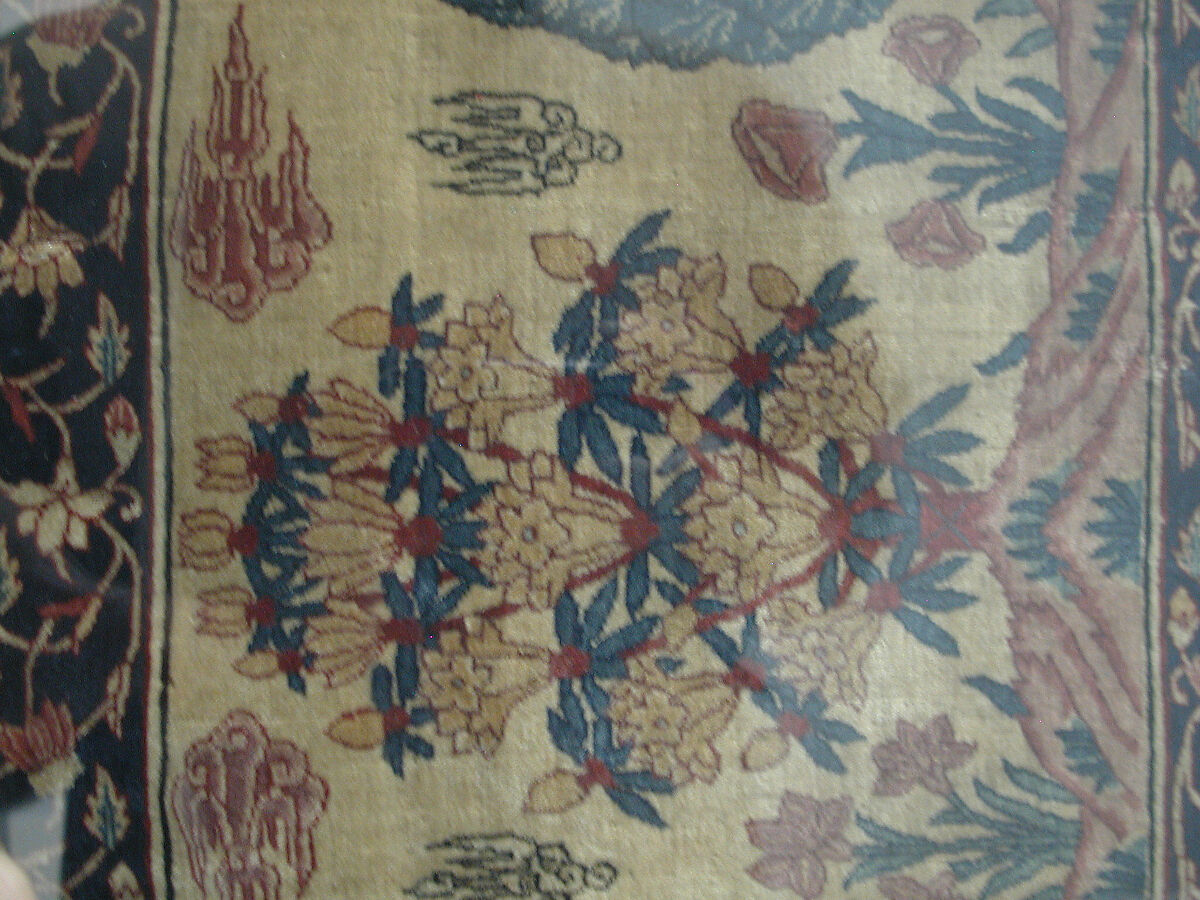 Fragments of a Carpet with Lattice and Blossom Pattern, Silk (warp and weft), pashmina wool (pile); asymmetrically knotted pile