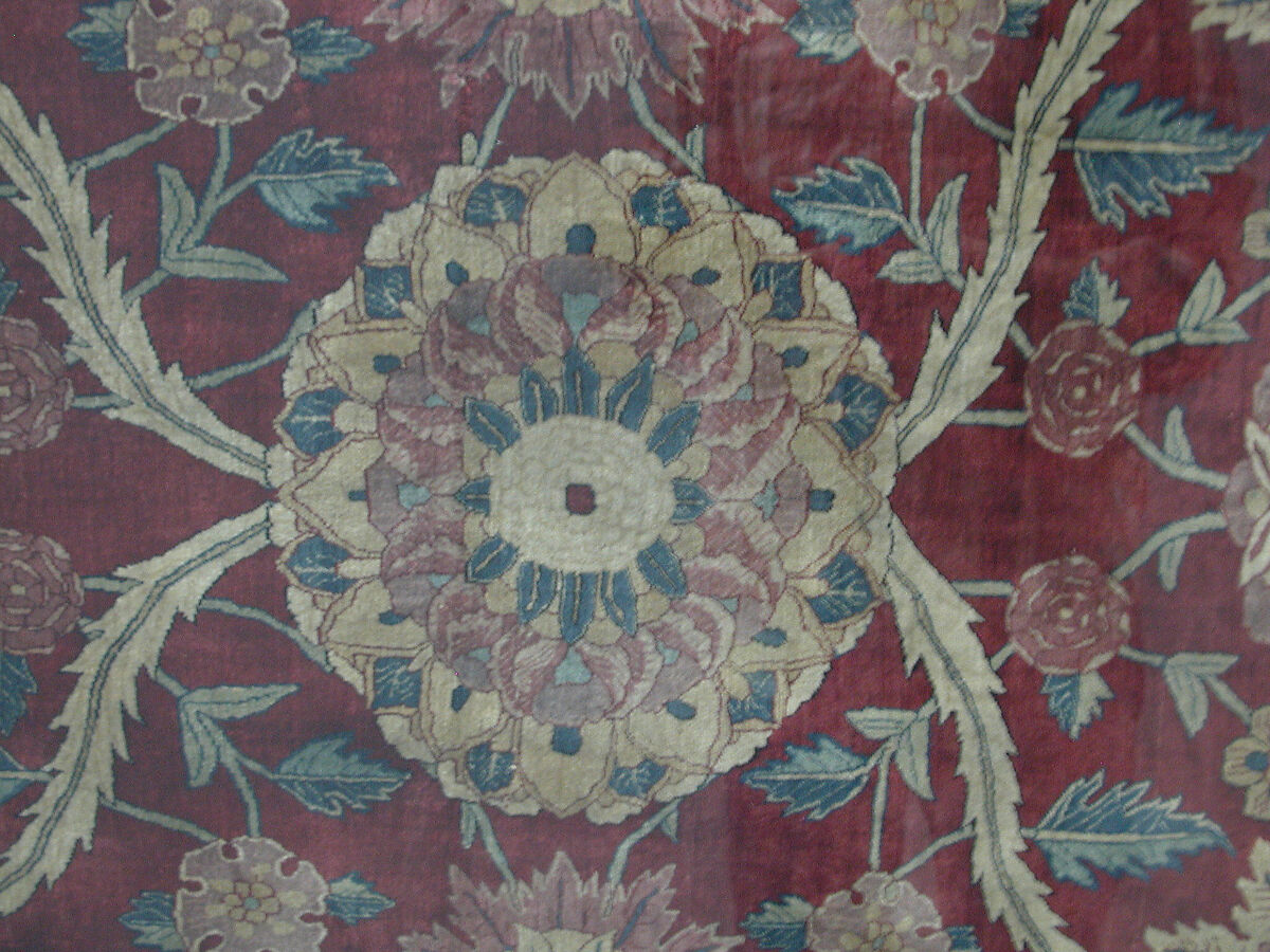 Fragments of a Carpet with Lattice and Blossom Pattern, Silk (warp and weft), pashmina wool (pile); asymmetrically knotted pile
