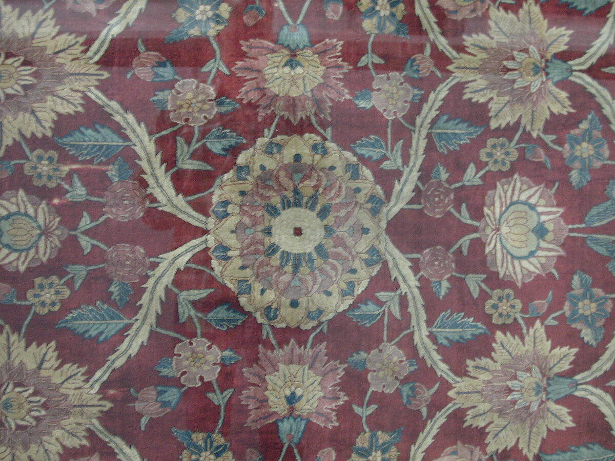 Fragments of a Carpet with Lattice and Blossom Pattern, Silk (warp and weft), pashmina wool (pile); asymmetrically knotted pile