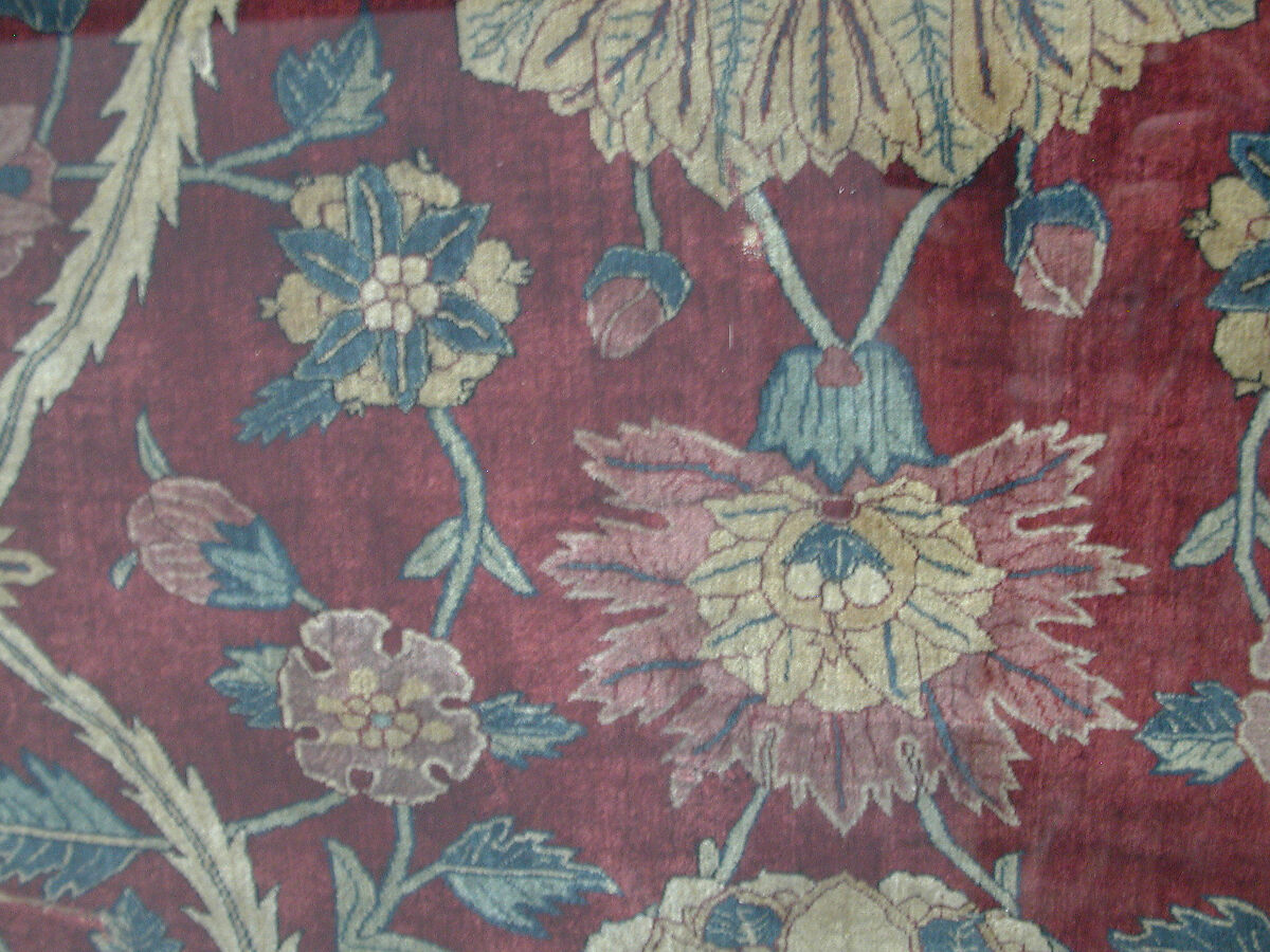 Fragments of a Carpet with Lattice and Blossom Pattern, Silk (warp and weft), pashmina wool (pile); asymmetrically knotted pile