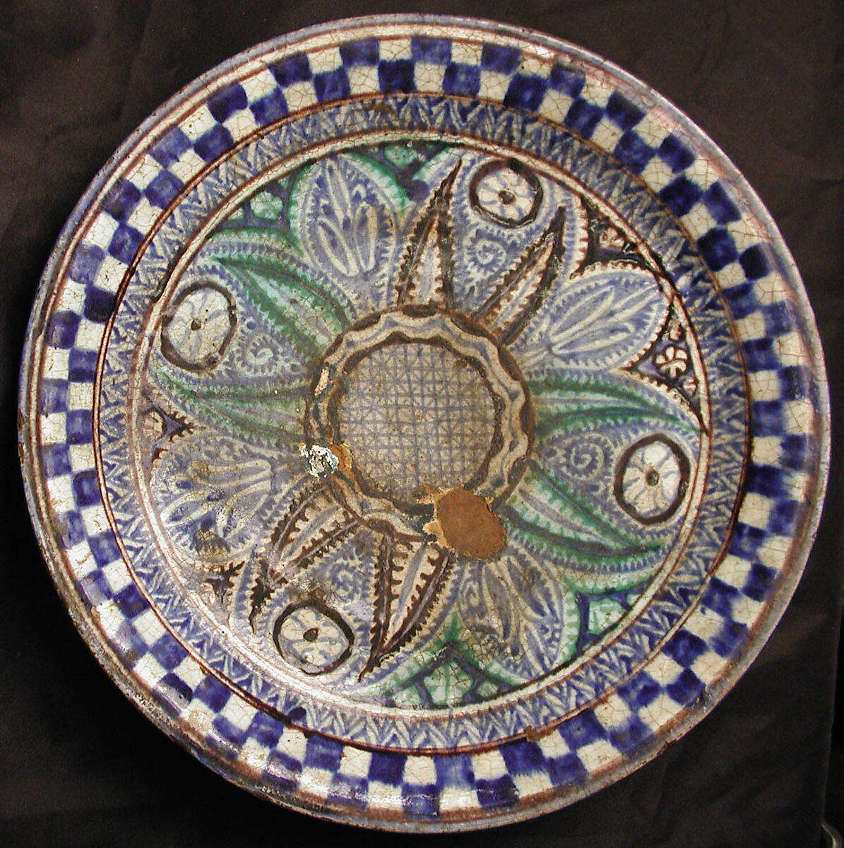 Bowl, Earthenware; polychrome underglaze painted 