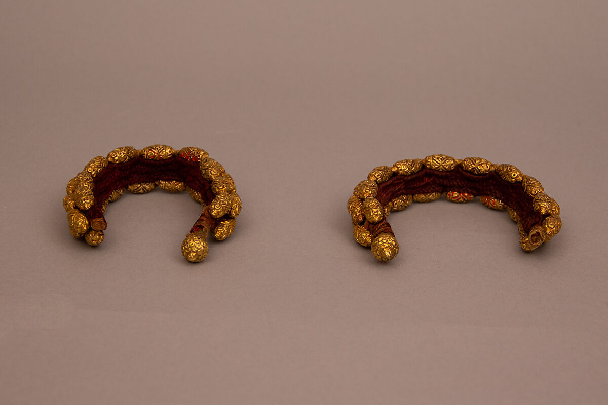 Bracelet (Pahunchi), One of a Pair, Gold