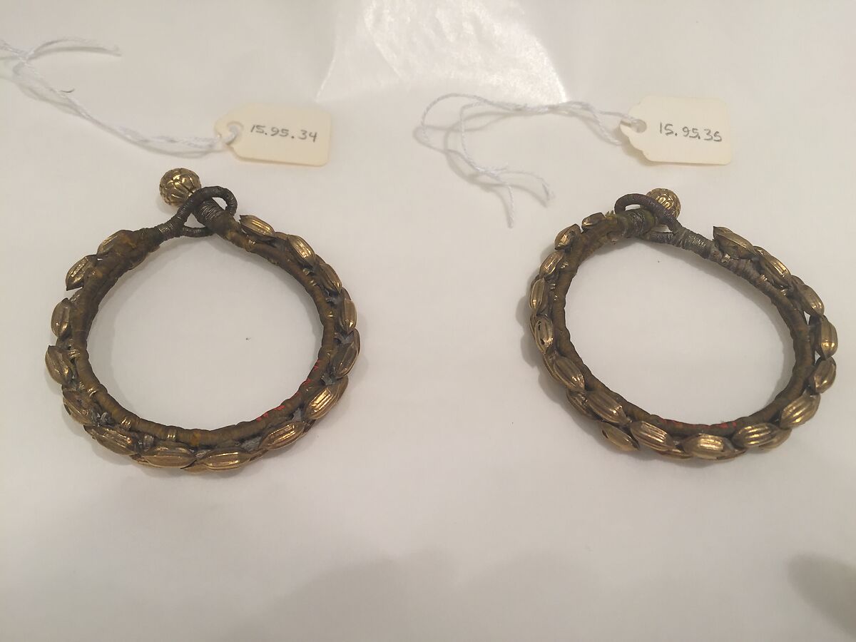 Bracelet with Seed Shaped Beads (Pahunchi), One of a Pair, Gold and silk