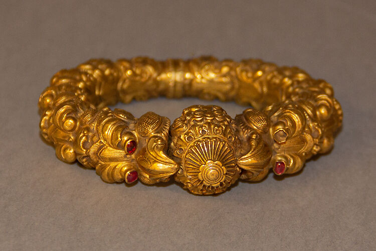 Bracelet (Kada), One of a Pair