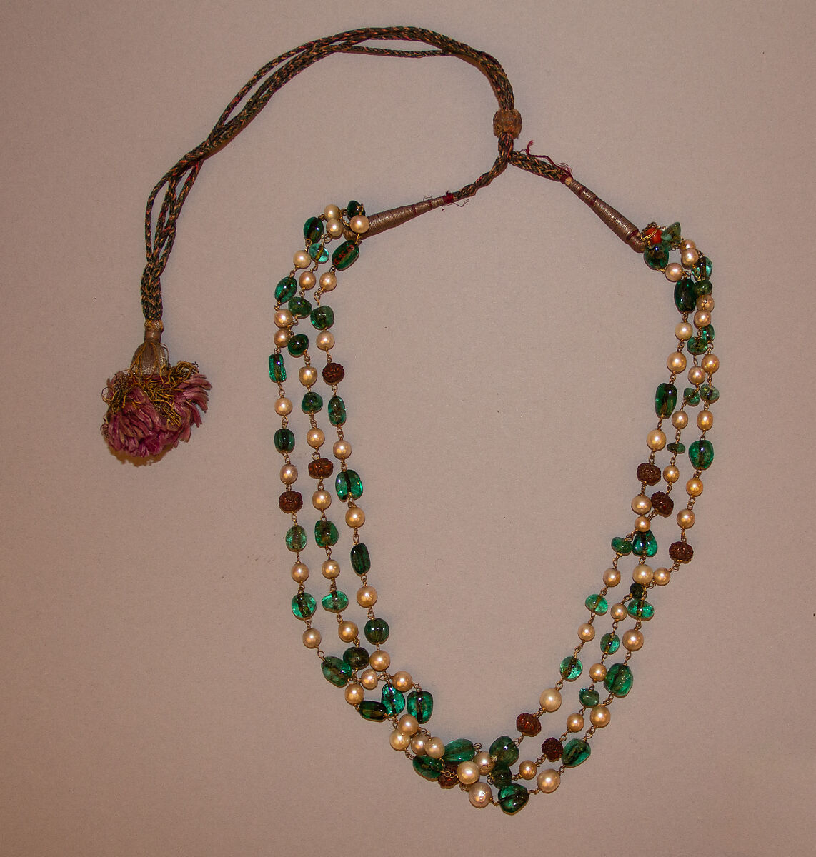 Necklace, Gold, pearls, and emeralds 