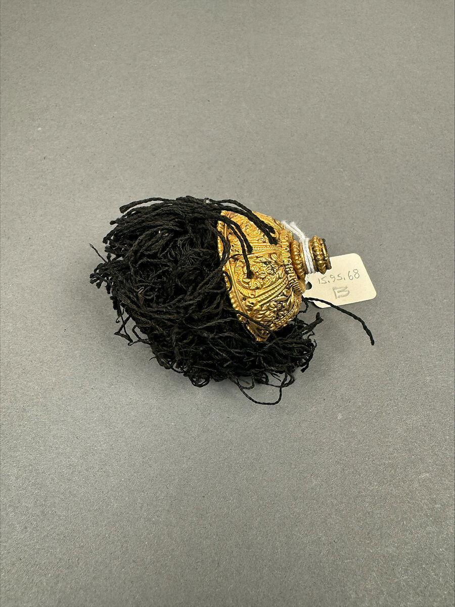 Necklace, Gold