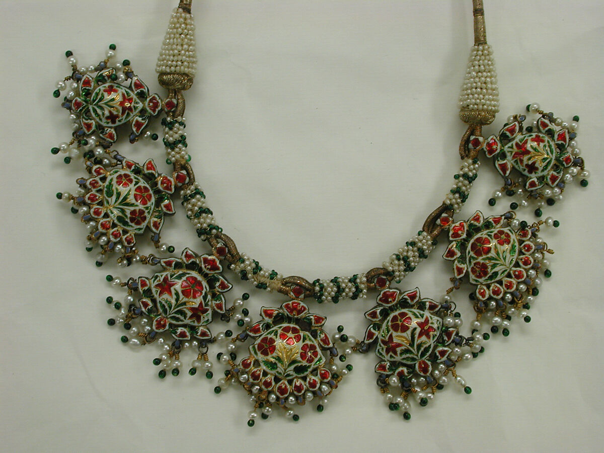 Necklace, Gold, pearls, precious and semi-precious stones