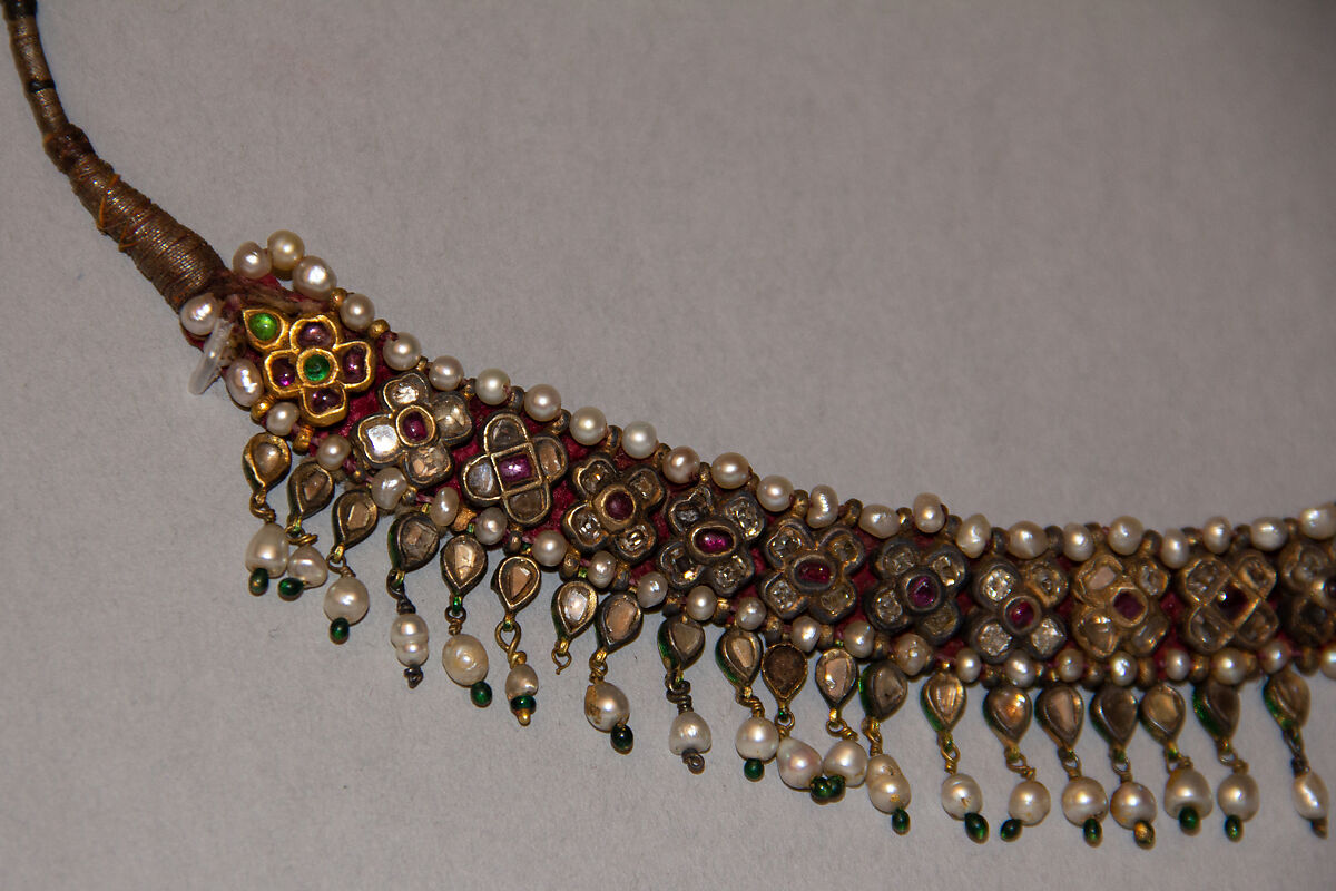 Necklace, Gold set with precious stones, pearls and glass; enamel work