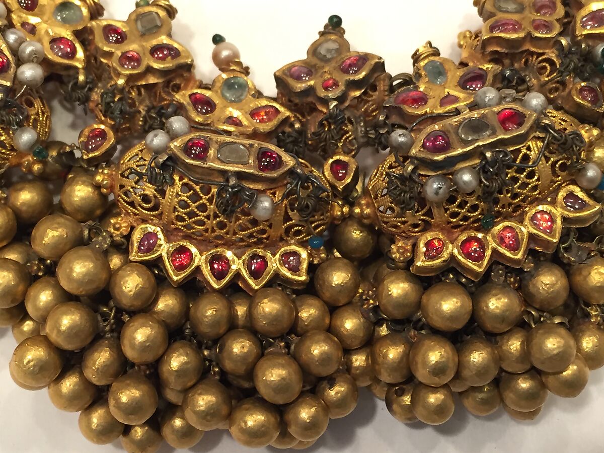 Necklace with Embellished Amulet Forms, Gold, precious stones