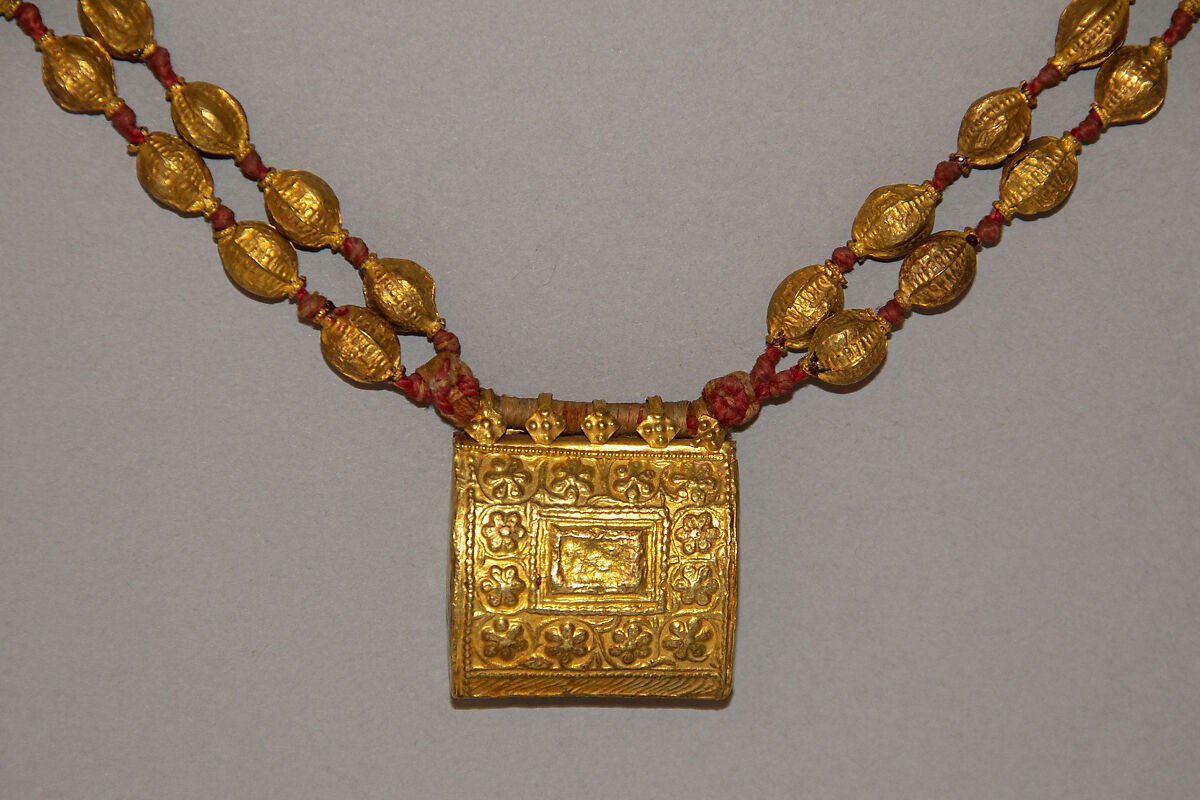 Necklace, Gold
