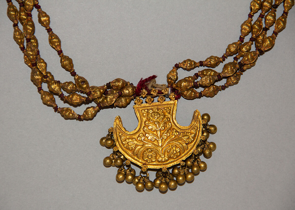 Necklace, Gold