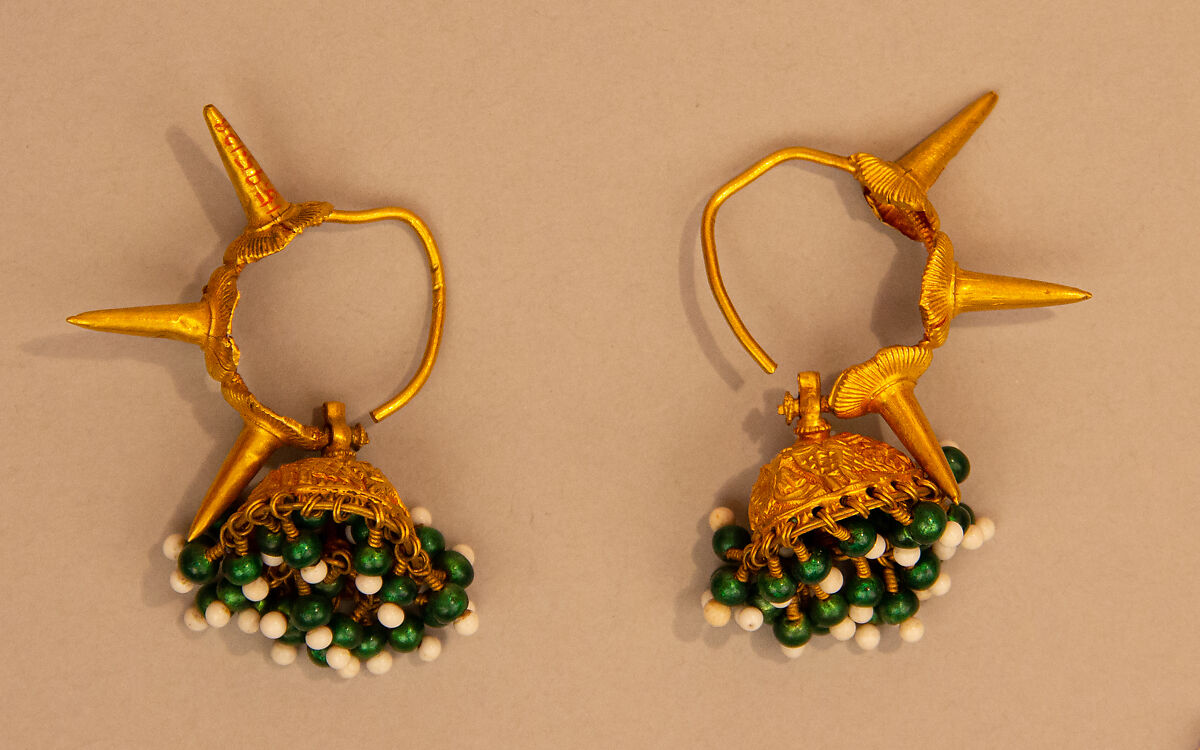 Earrings, Gold 