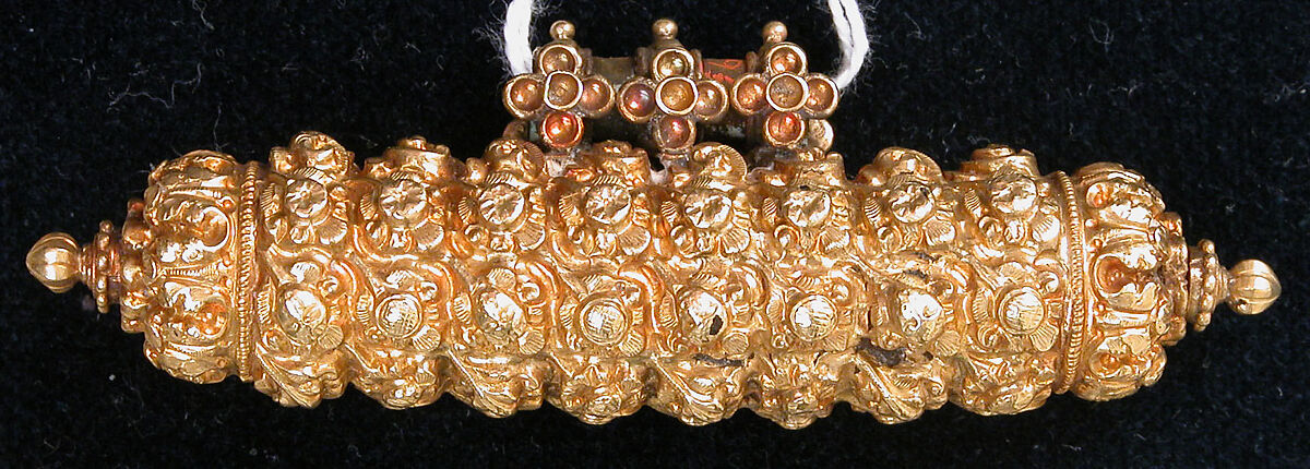 Amulet Case, Gold 