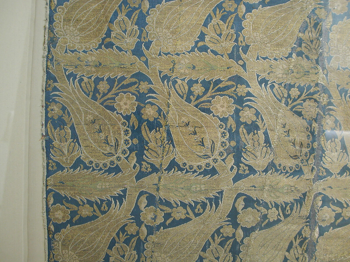 Textile Fragment, Silk, metal wrapped thread; lampas (kemha)