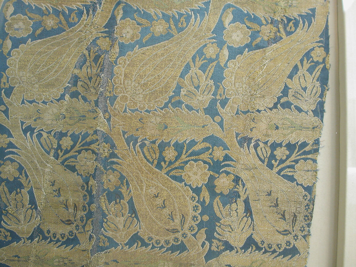 Textile Fragment, Silk, metal wrapped thread; lampas (kemha)