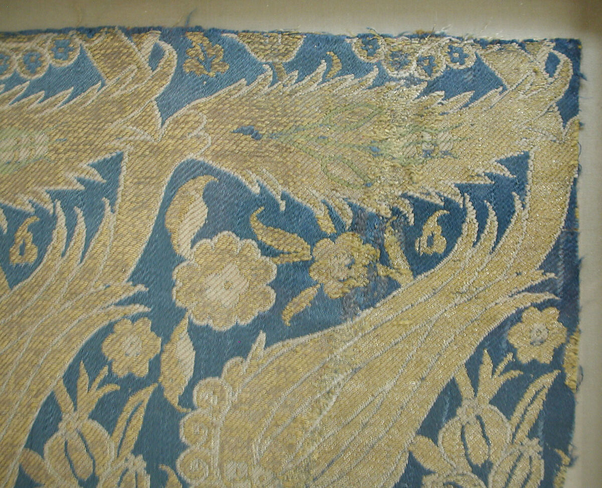 Textile Fragment, Silk, metal wrapped thread; lampas (kemha)