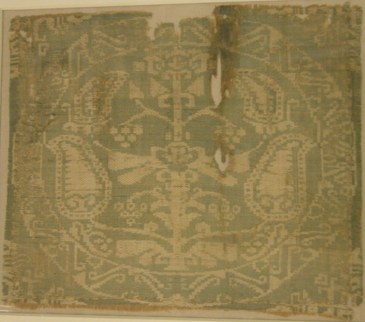 Roundel with Central Asian-style "Candelabra Tree", Silk; samite