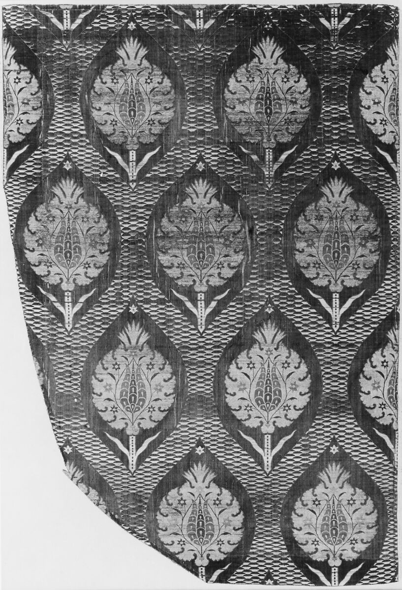 Textile Fragment, Silk, metal wrapped thread; lampas (kemha)