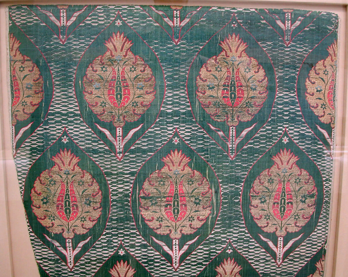 Textile Fragment, Silk, metal wrapped thread; lampas (kemha)