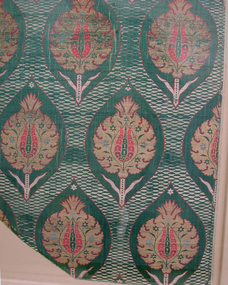 Textile Fragment, Silk, metal wrapped thread; lampas (kemha)